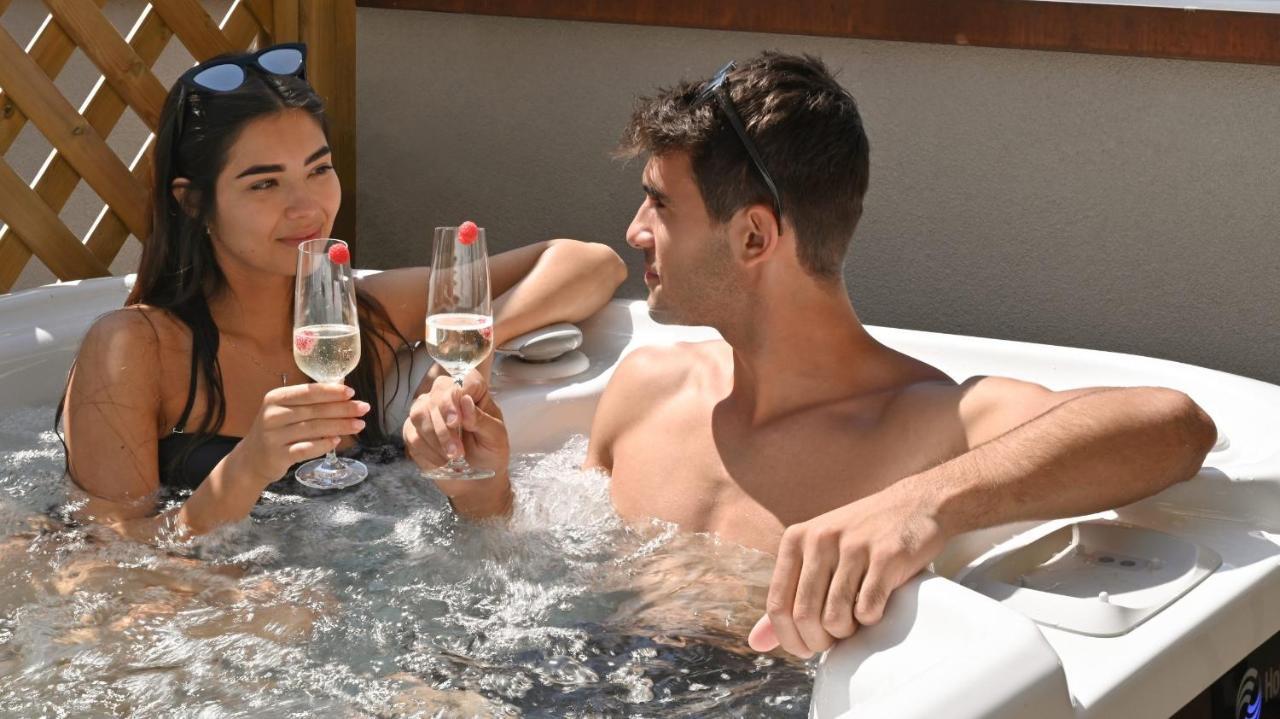 Alexander Hotel Alpine Wellness Dolomites Molveno Esterno foto