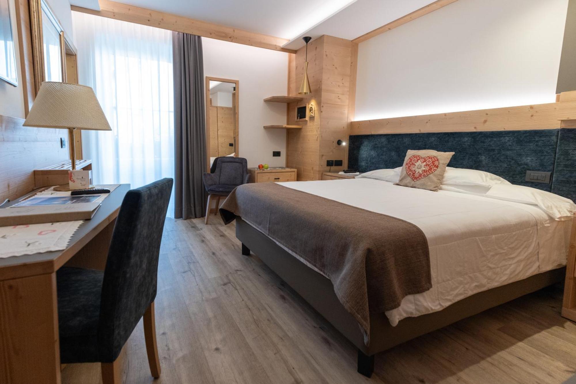 Alexander Hotel Alpine Wellness Dolomites Molveno Esterno foto