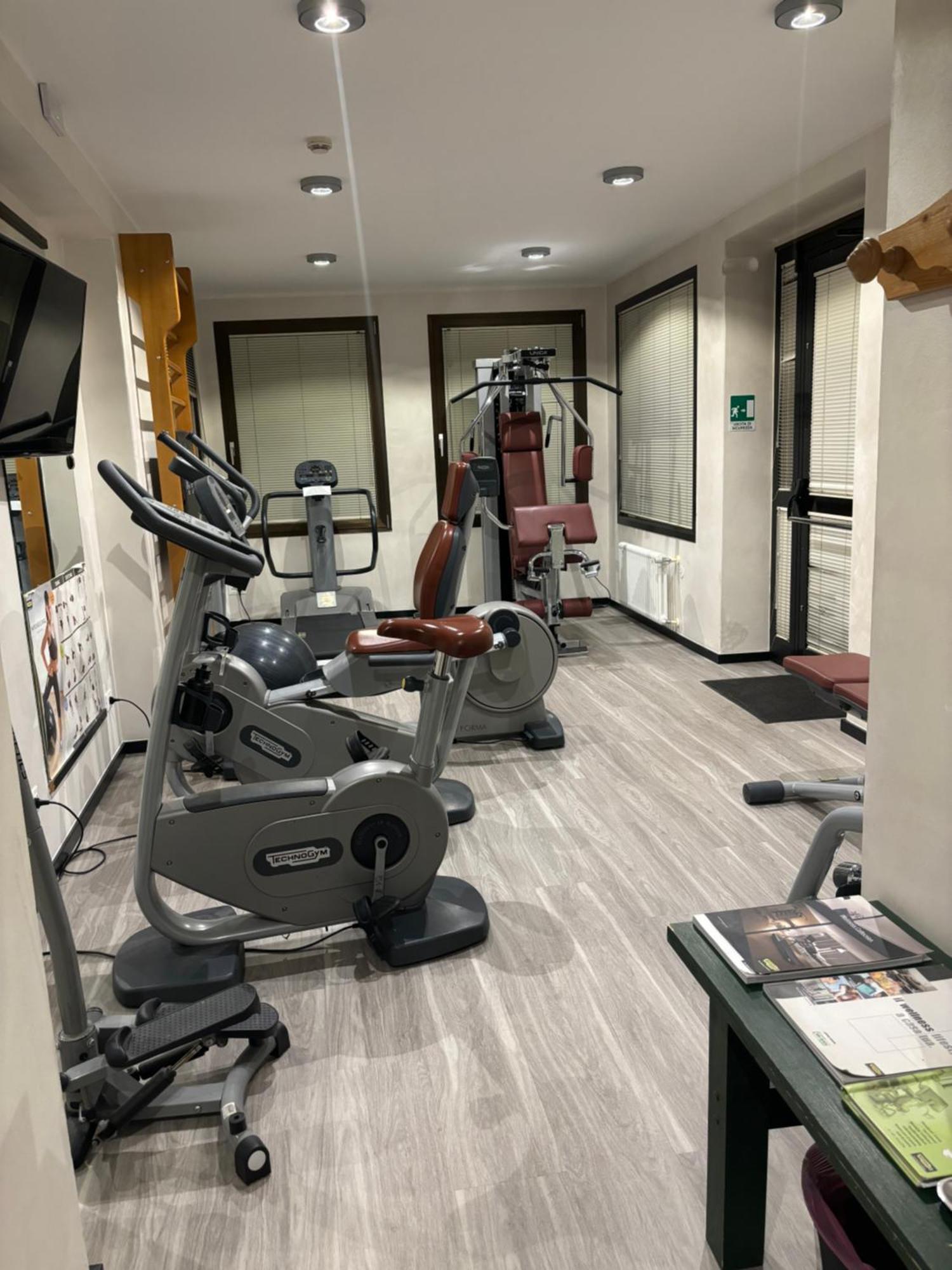 Alexander Hotel Alpine Wellness Dolomites Molveno Esterno foto
