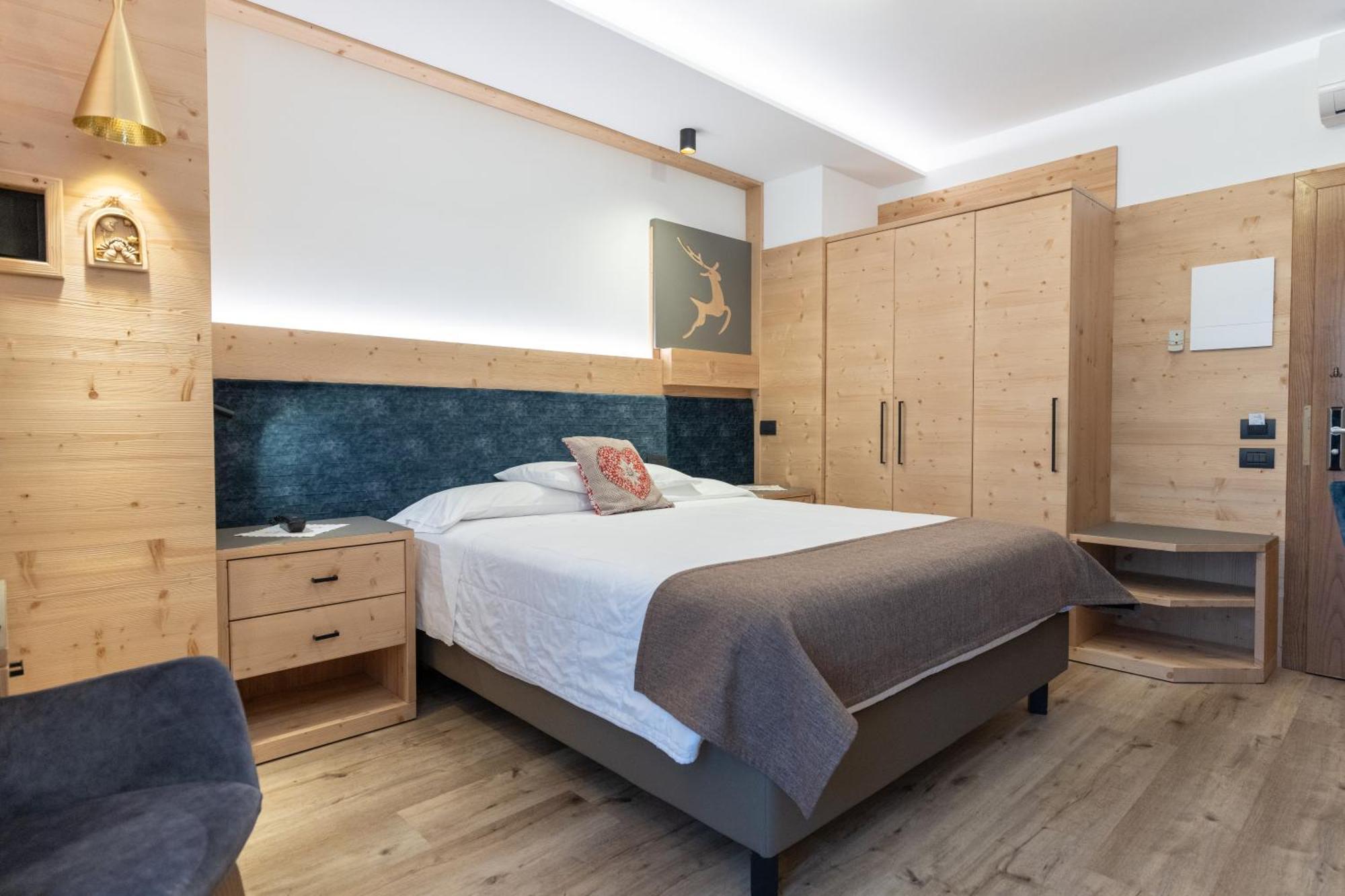 Alexander Hotel Alpine Wellness Dolomites Molveno Esterno foto