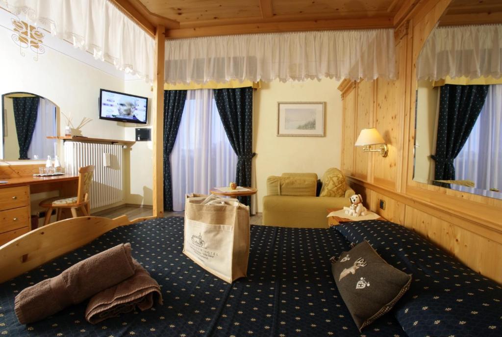 Alexander Hotel Alpine Wellness Dolomites Molveno Esterno foto