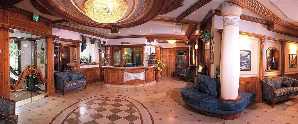 Alexander Hotel Alpine Wellness Dolomites Molveno Esterno foto