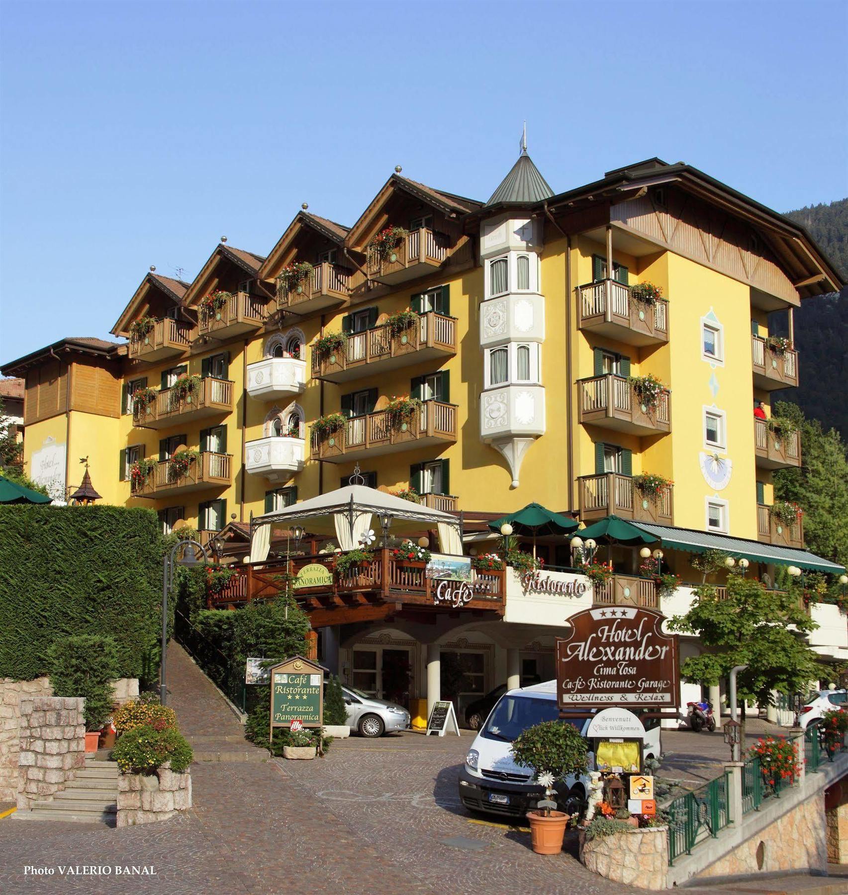 Alexander Hotel Alpine Wellness Dolomites Molveno Esterno foto