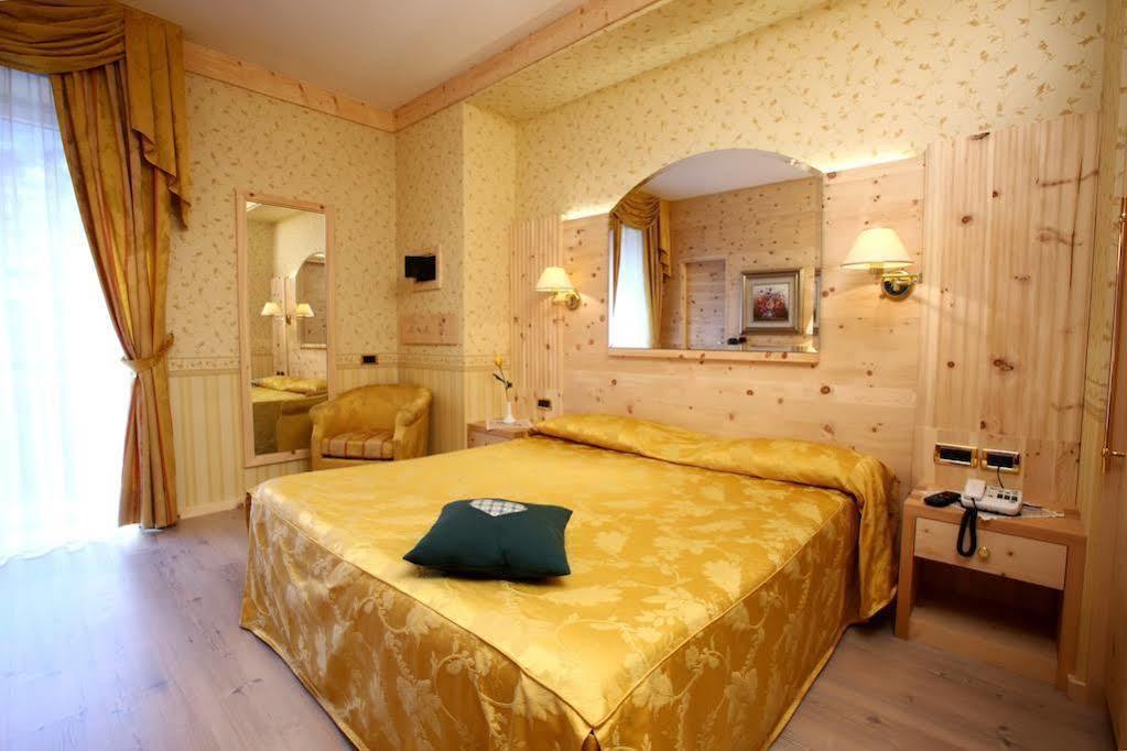 Alexander Hotel Alpine Wellness Dolomites Molveno Esterno foto