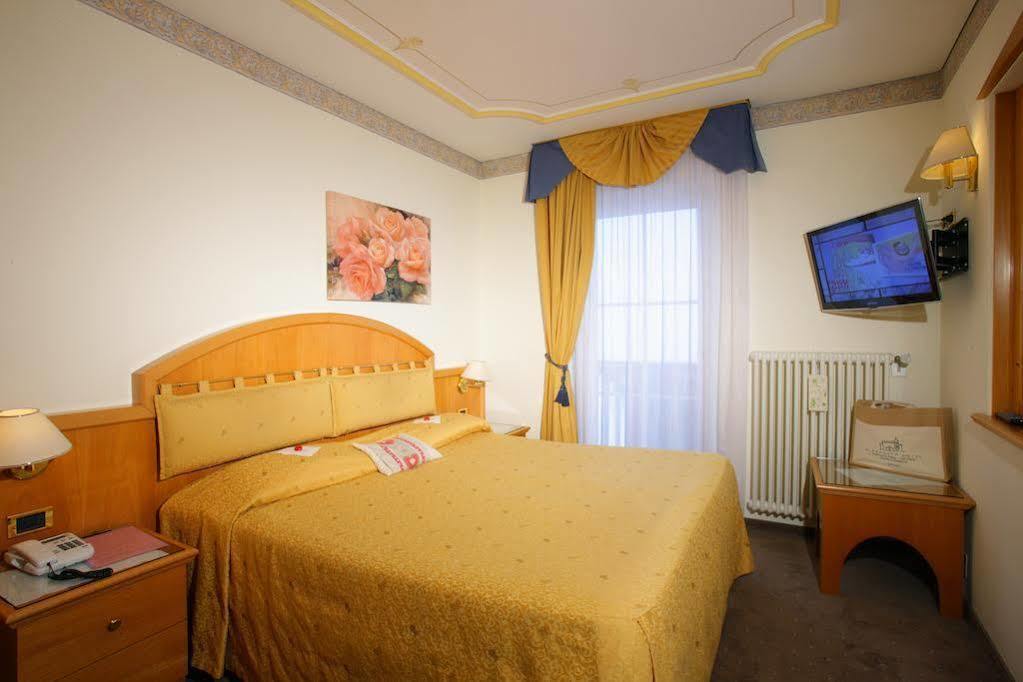 Alexander Hotel Alpine Wellness Dolomites Molveno Esterno foto